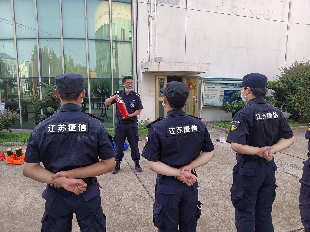 无锡保安公司应该如何管理保安队伍?